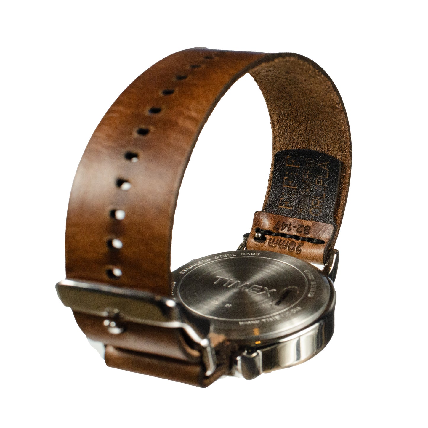 Side-Piece Watchband Standard — flat lay showing band at 18mm