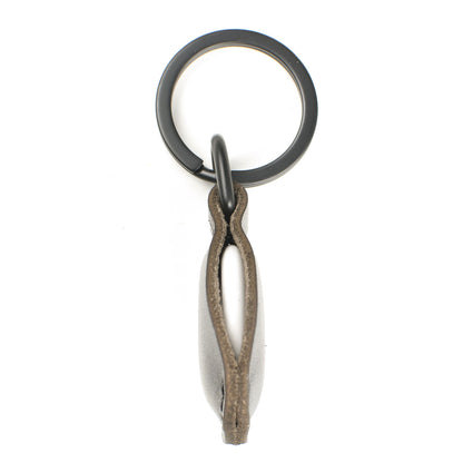 AirTag FFFob LayFlat — lifestyle shot on keys