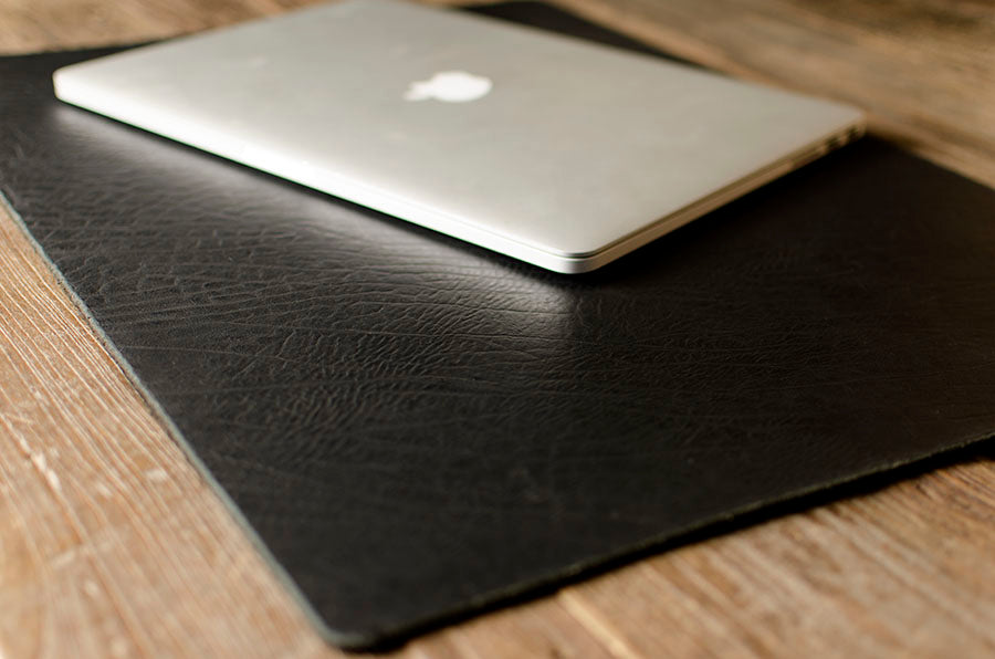FFF Desk Pad — size comparison showing small, standard, and XL options